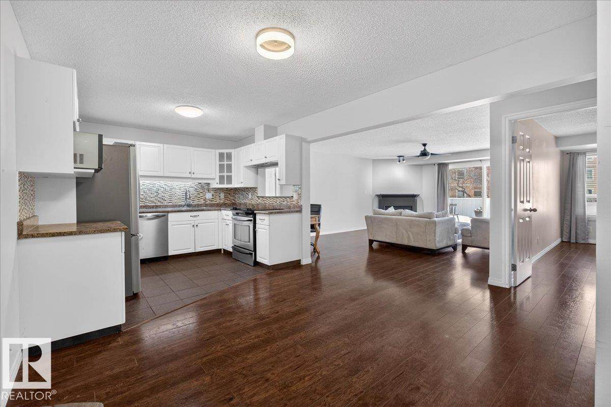 8811 106A Avenue - Photo 1