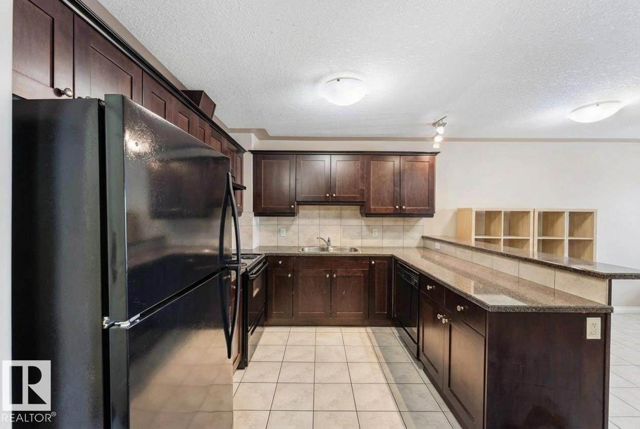 4415 48 Street - Photo 1