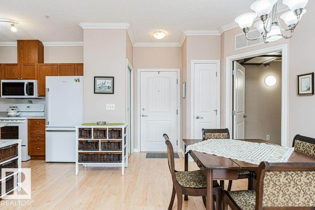 https://bt-photos.global.ssl.fastly.net/alberta/orig_boomver_1_E4479375-8.jpg