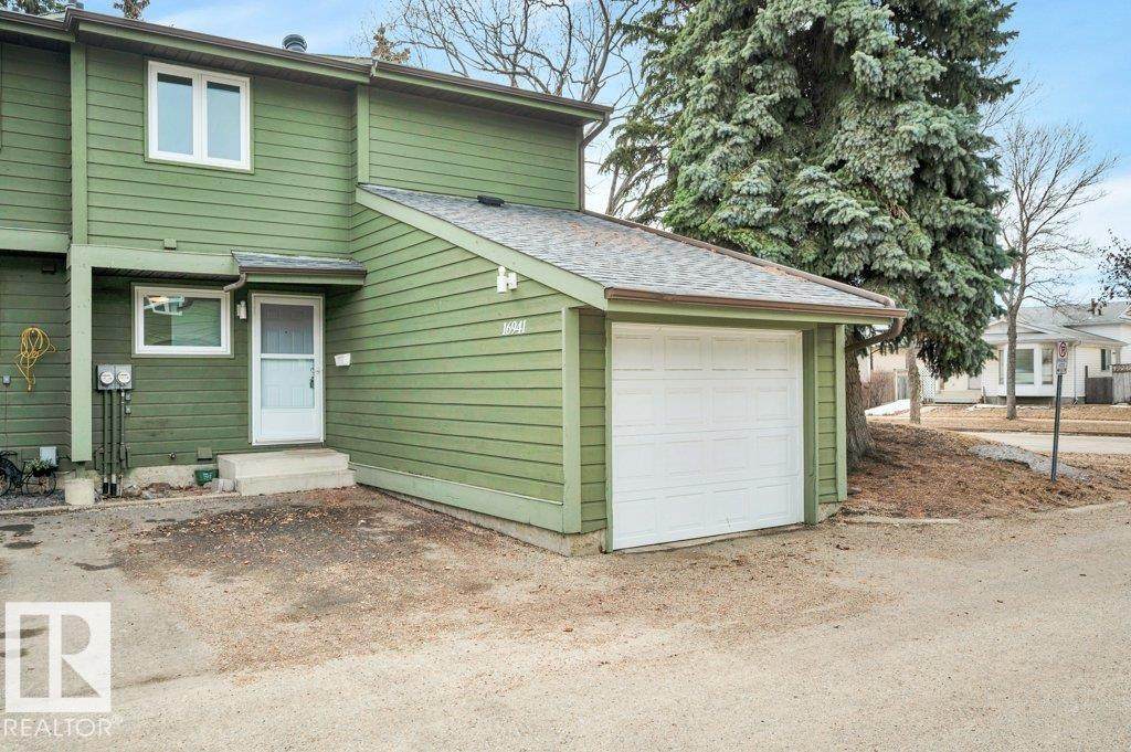 https://bt-photos.global.ssl.fastly.net/alberta/orig_boomver_1_E4482885-2.jpg