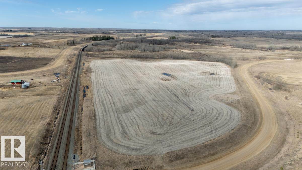 RR 194 & Twp Rd 511 - Photo 1