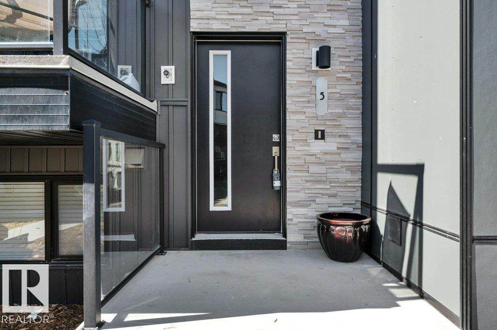https://bt-photos.global.ssl.fastly.net/alberta/orig_boomver_1_E4483733-2.jpg
