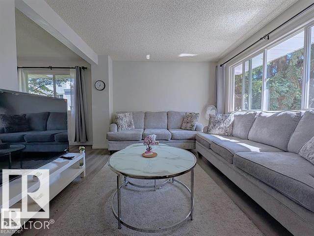61 Mcleod Place - Photo 1