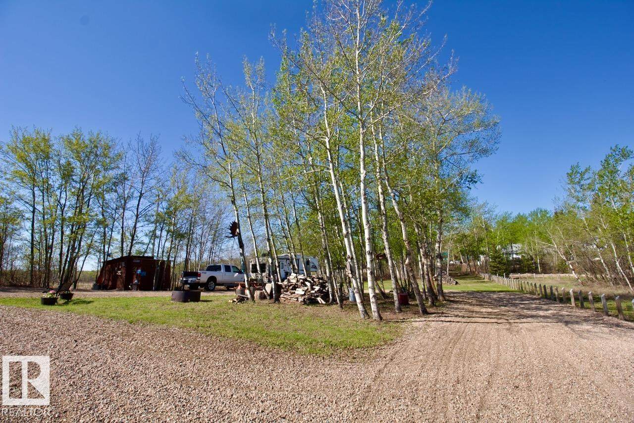 https://bt-photos.global.ssl.fastly.net/alberta/orig_boomver_1_E4489679-2.jpg