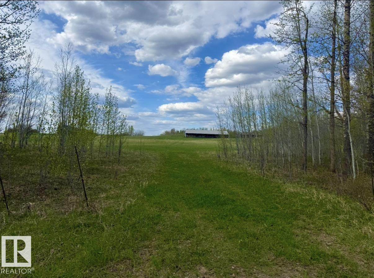 https://bt-photos.global.ssl.fastly.net/alberta/orig_boomver_1_E4489692-2.jpg