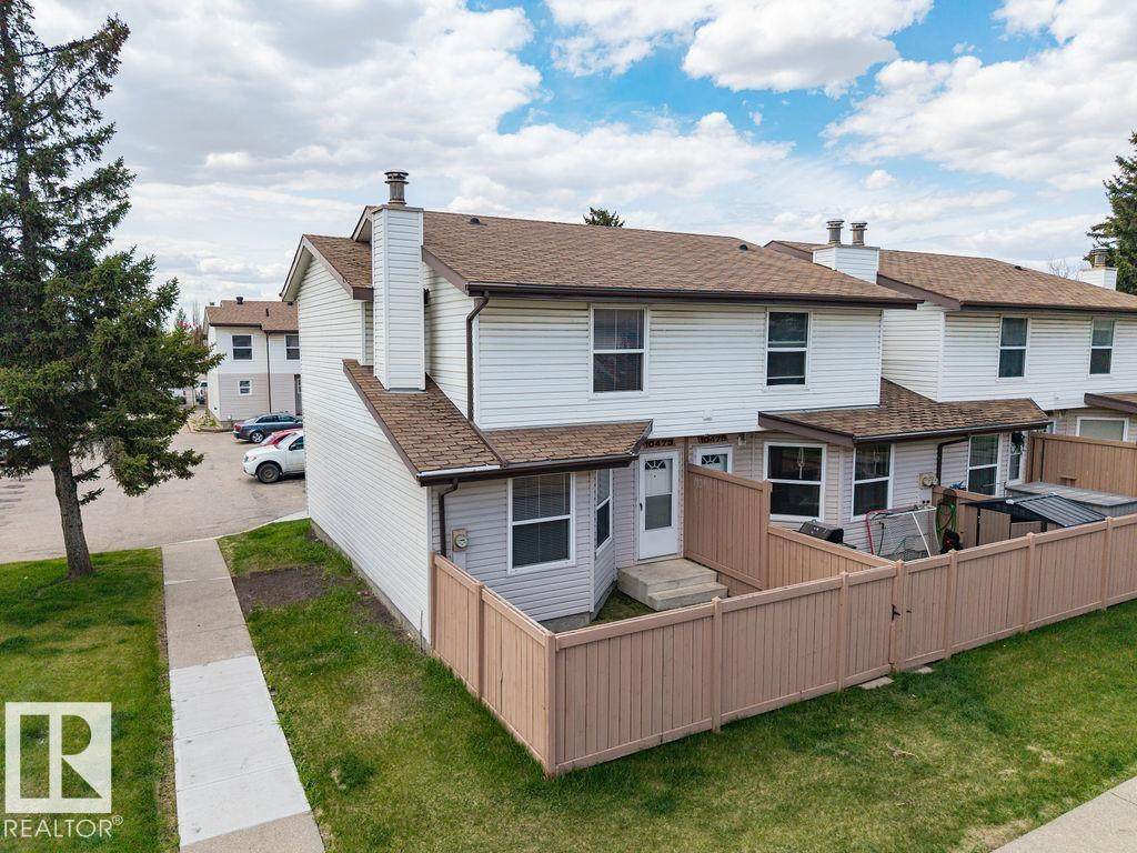 10473 24 Avenue - Photo 1
