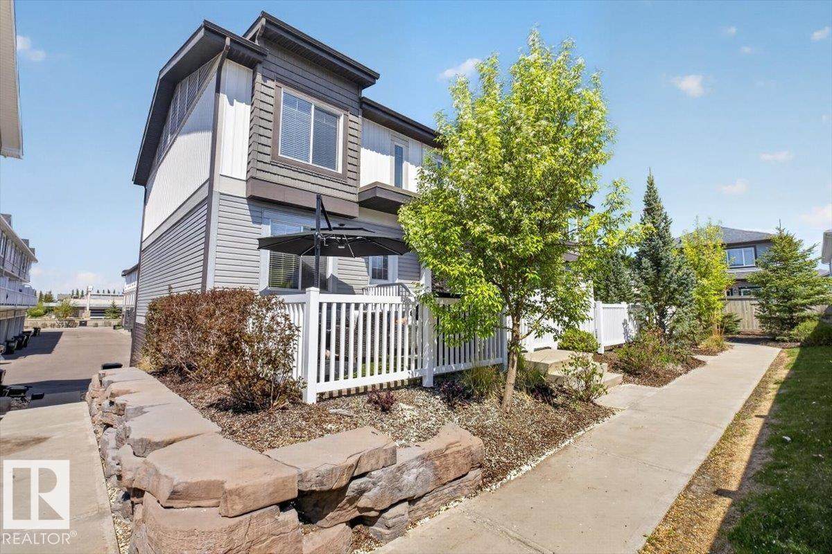 2215 24 Street - Photo 1