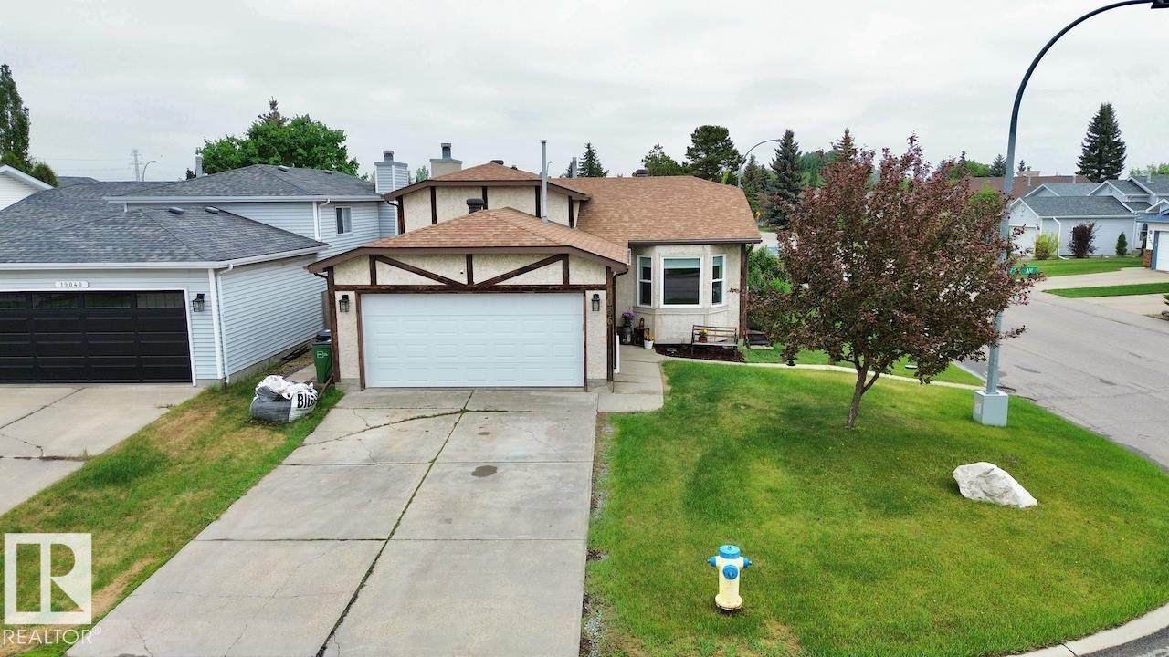 19036 72A Avenue - Photo 1