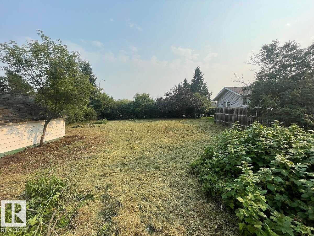 4816 46th Avenue - Photo 1