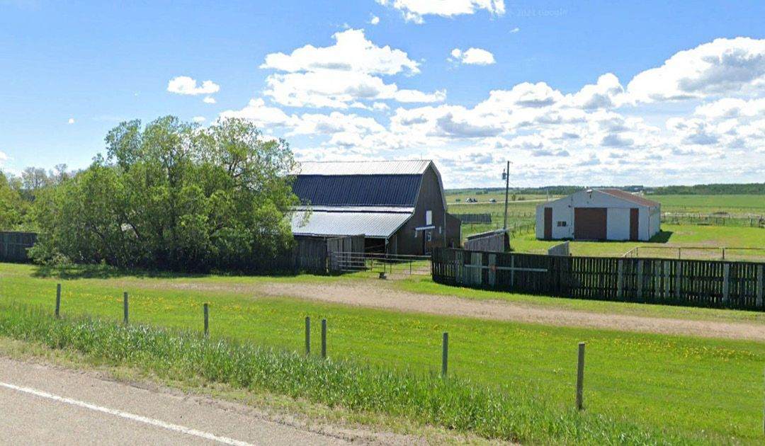  Township Rd 442 - Photo 1