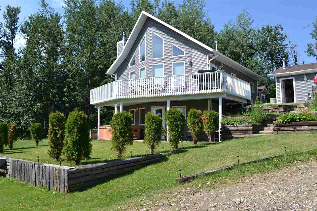 203 Lakeshore Drive - Photo 1