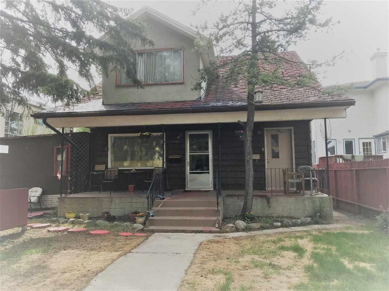 11942 81 Street - Photo 1