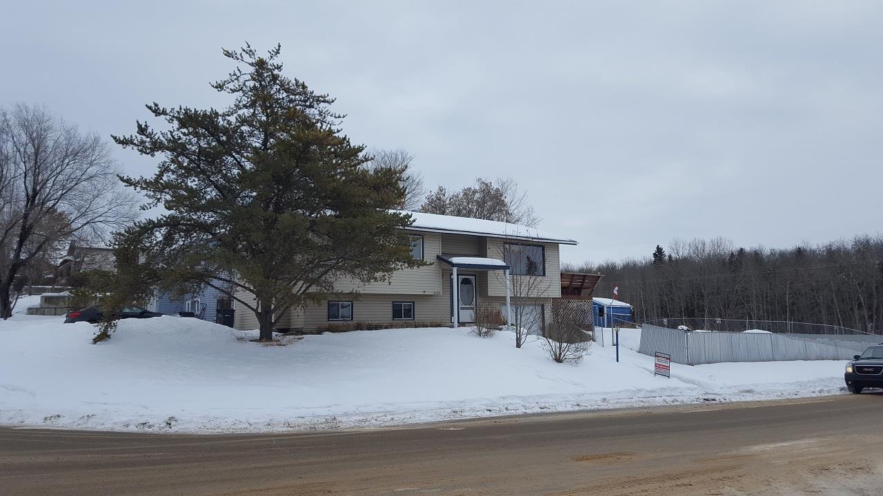 4023 50A Avenue - Photo 1