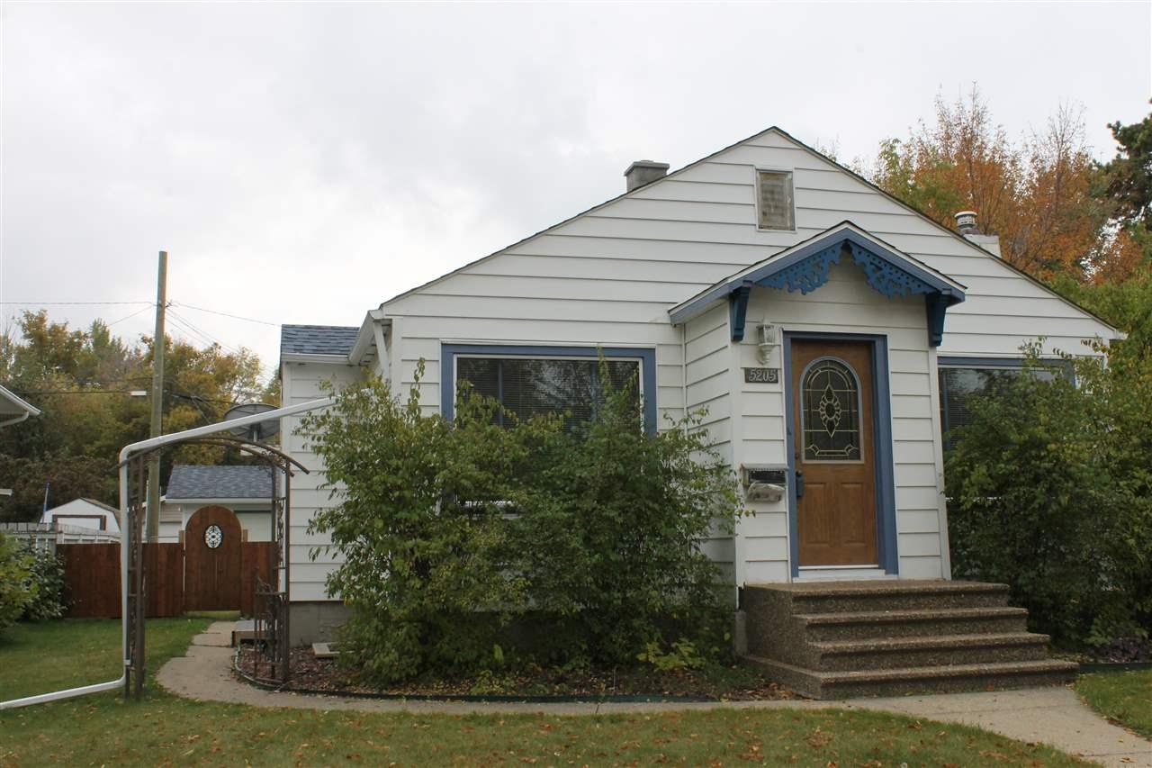 5205 47 Avenue - Photo 1