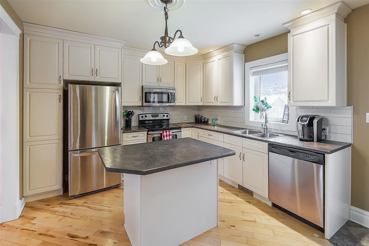 4321 53 Street - Photo 1