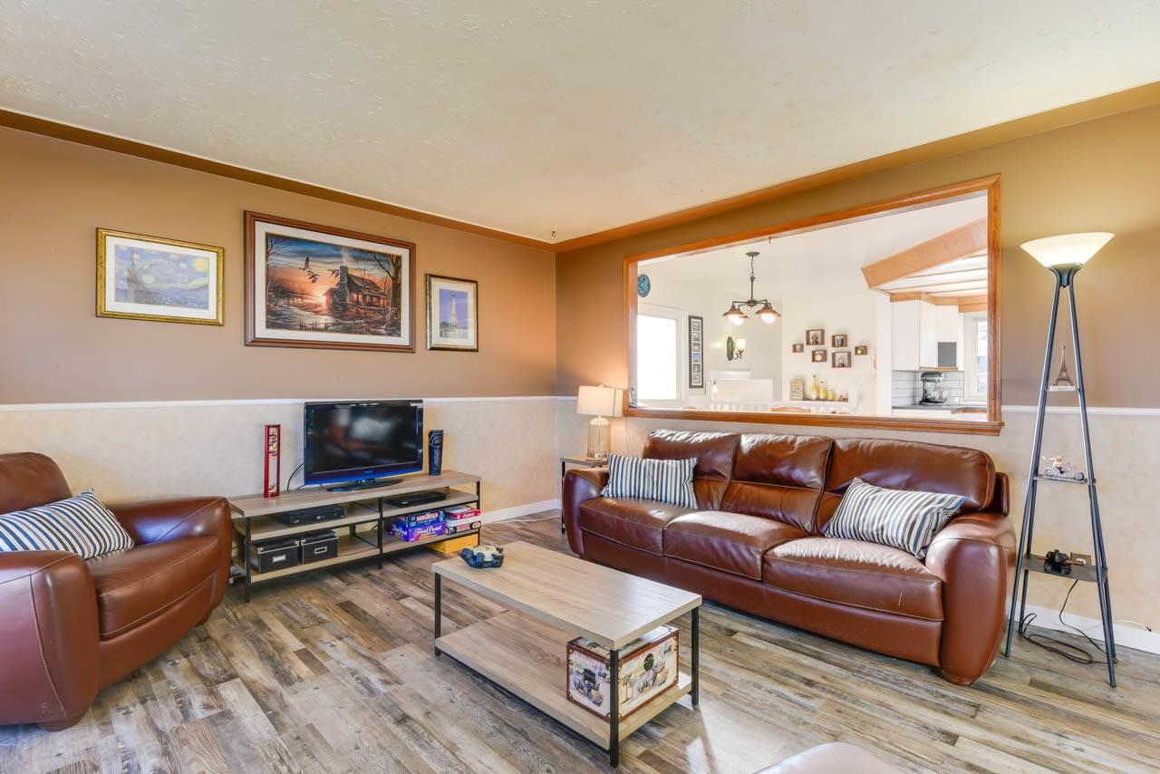 11922 36 Street - Photo 1