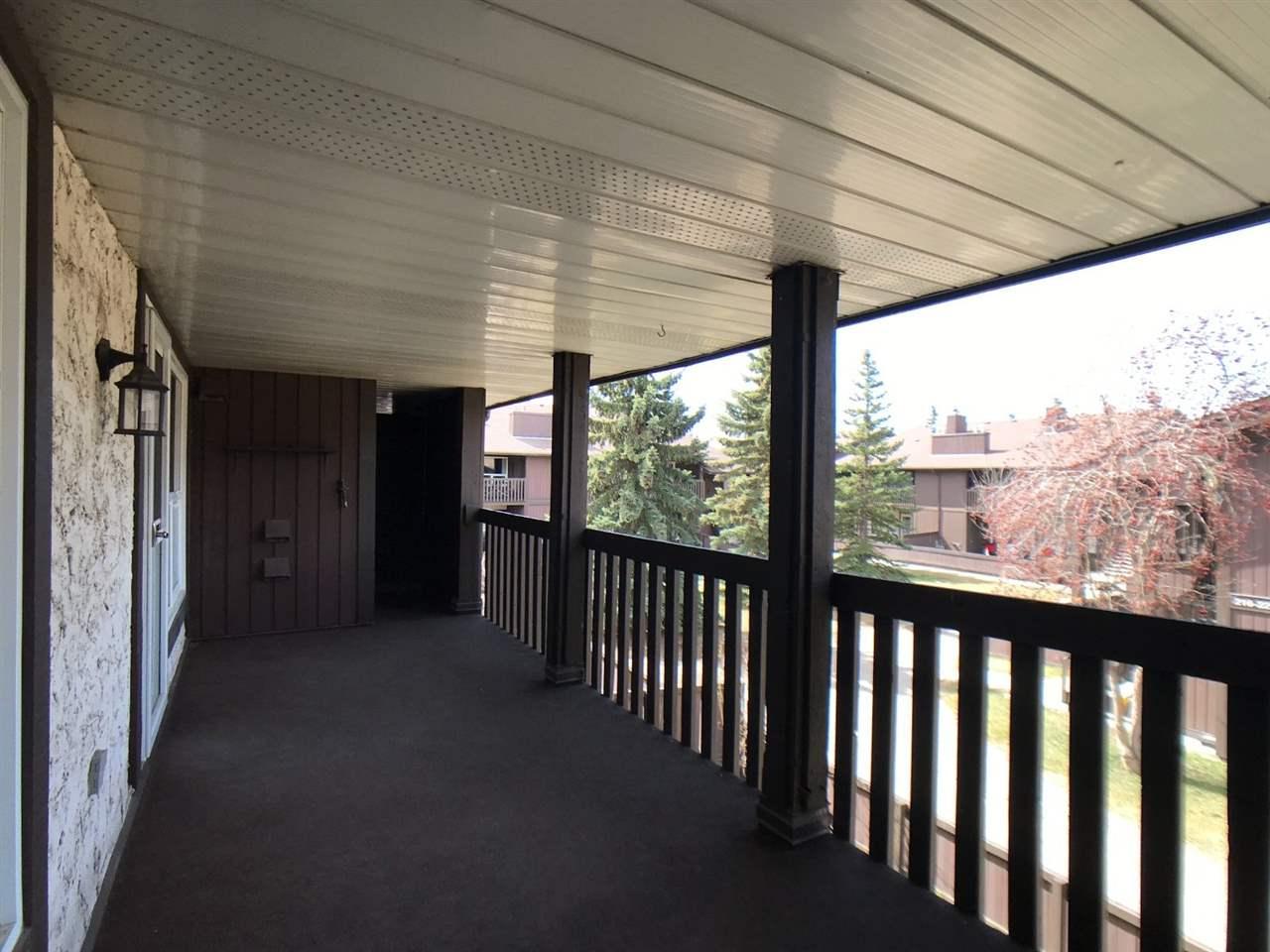 143 Surrey Gardens - Photo 1