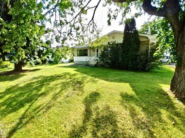 5224 50 Street - Photo 1