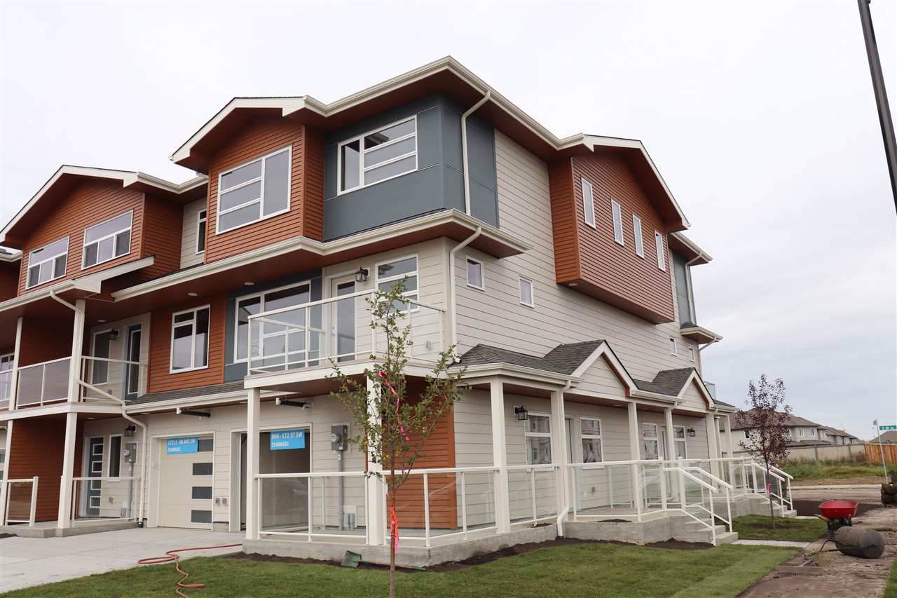 906 172 Street - Photo 1