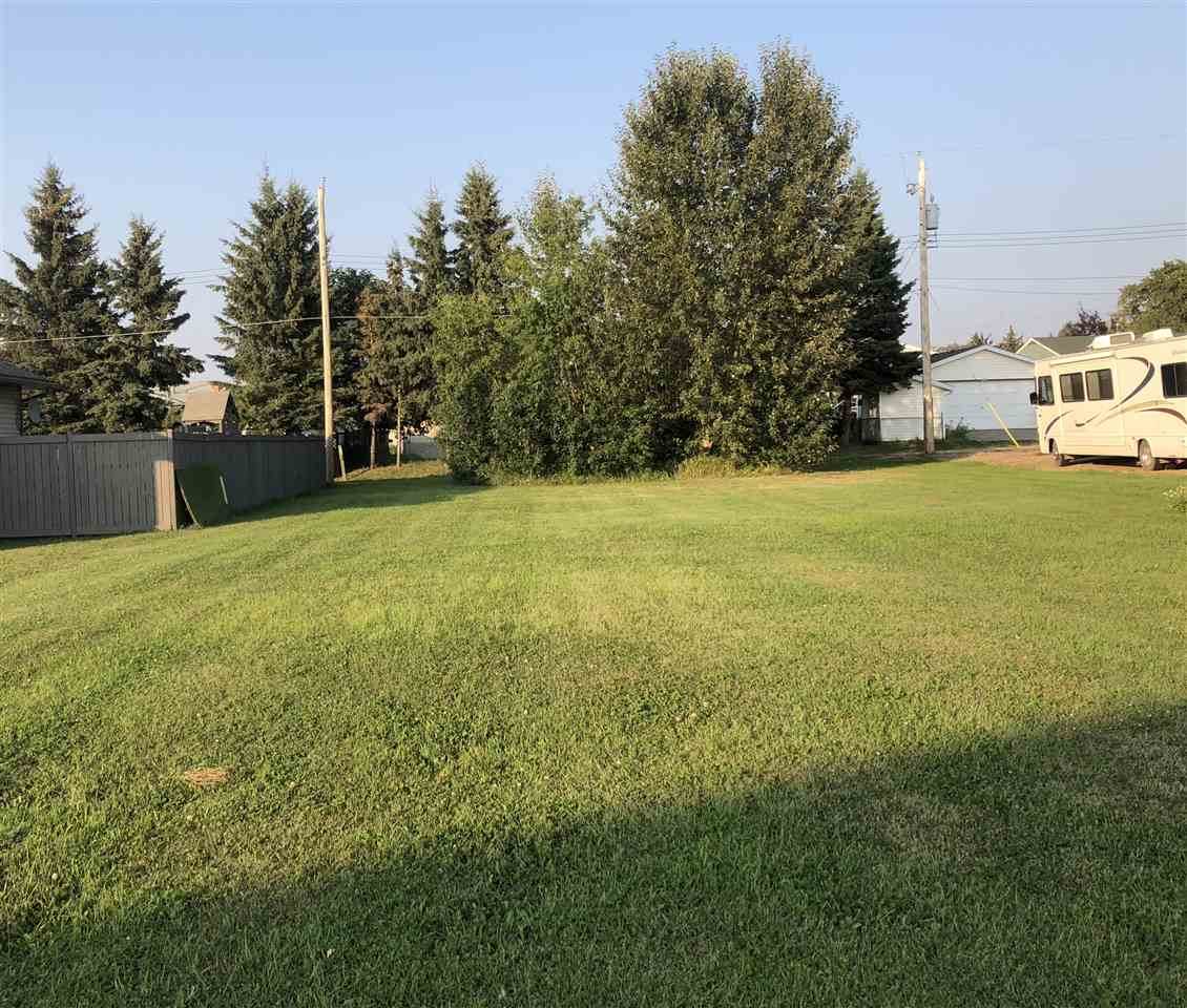 5109 2 Street - Photo 1