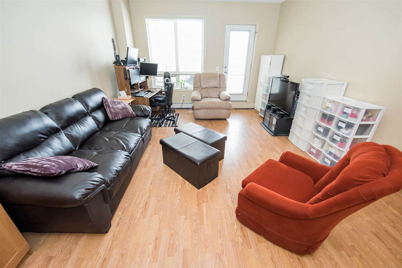 312 6315 135 Avenue - Photo 1