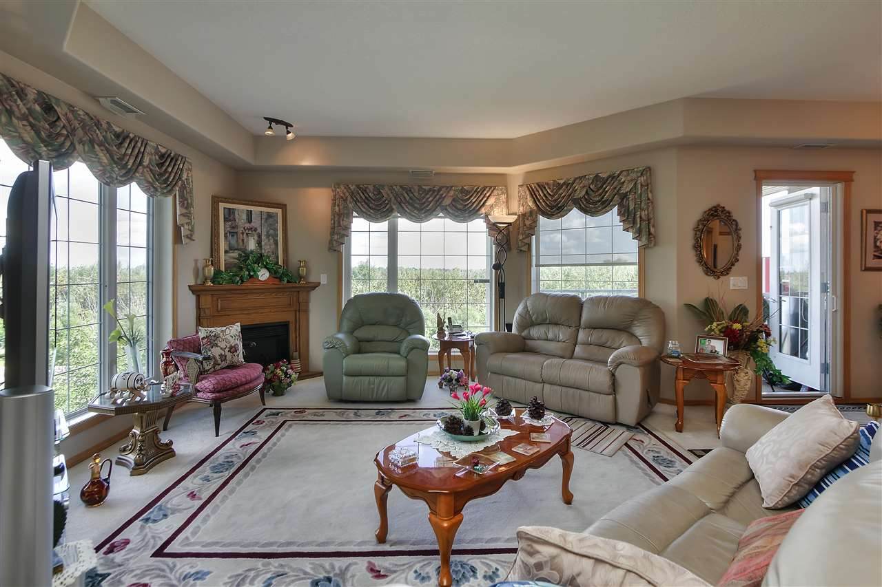 442 612 111 Street - Photo 1