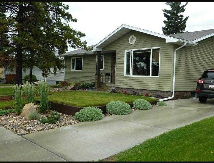15929 95 Avenue - Photo 1