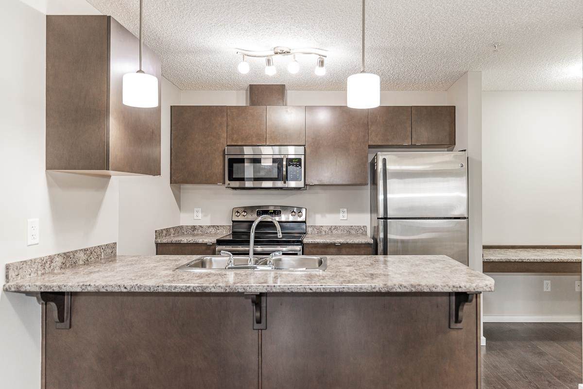 312 508 Albany Wy - Photo 1