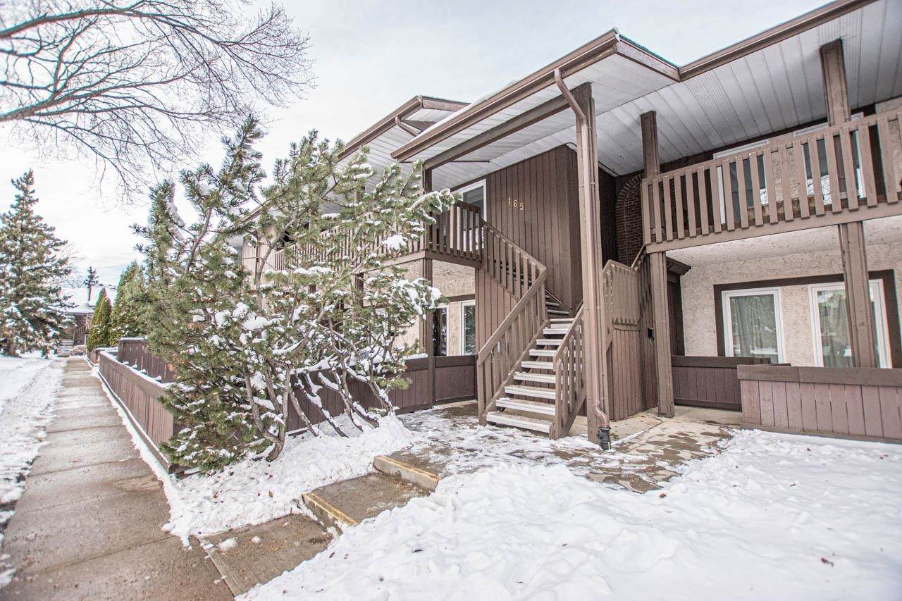165 Surrey Gardens - Photo 1
