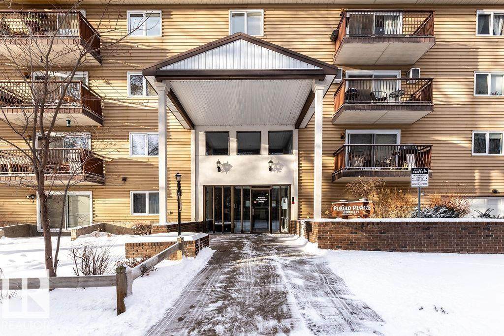 10208 113 Street - Photo 1