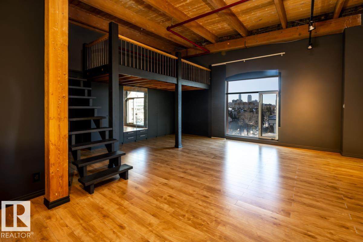 10301 109 Street - Photo 1