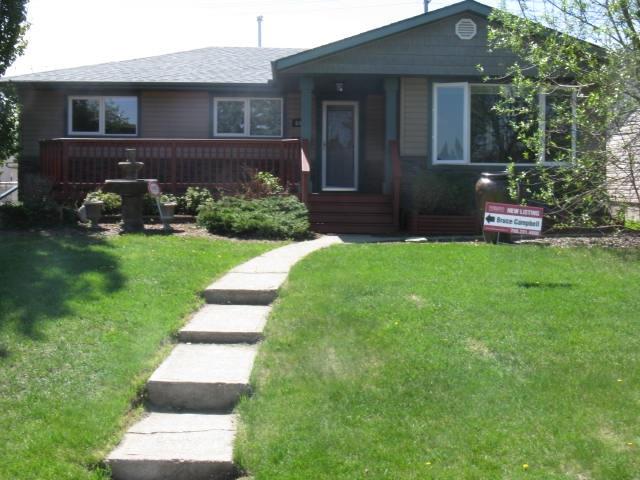 6411 95 Avenue - Photo 1