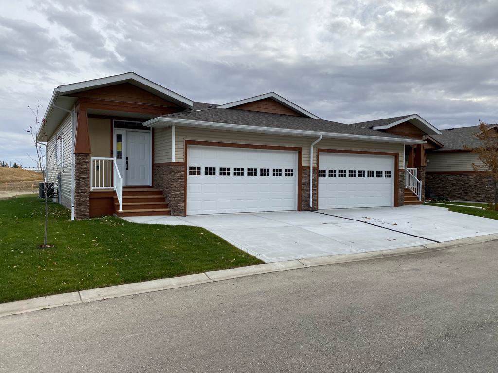 6136 4403 67A Avenue - Photo 1
