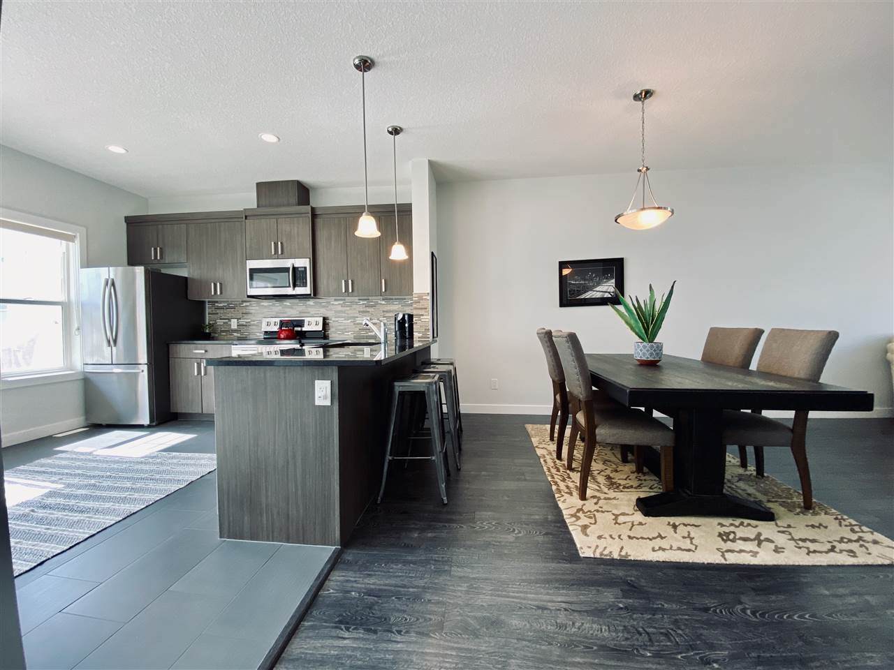 4 723 172 Street - Photo 1