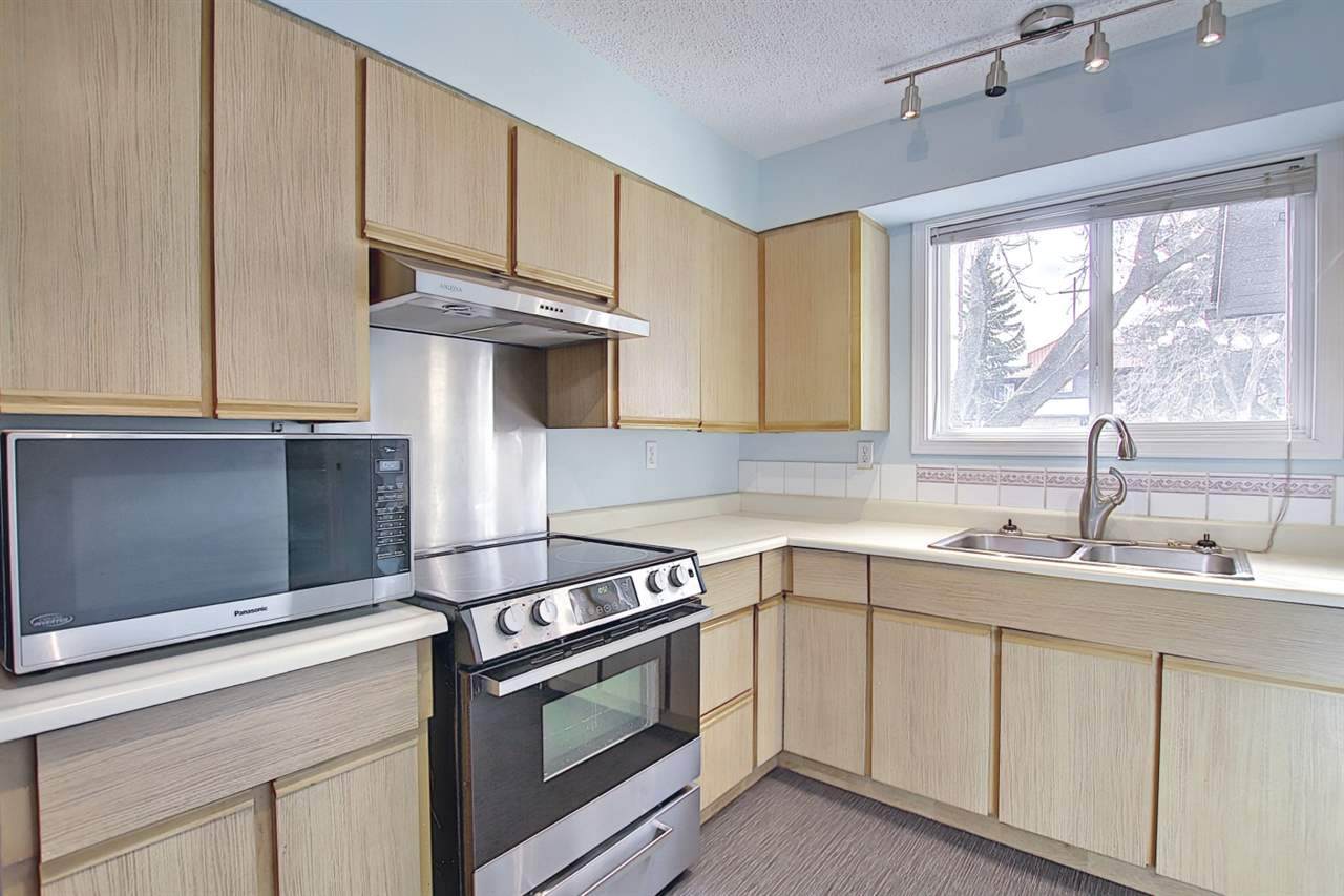 55 7604 29 Avenue - Photo 1