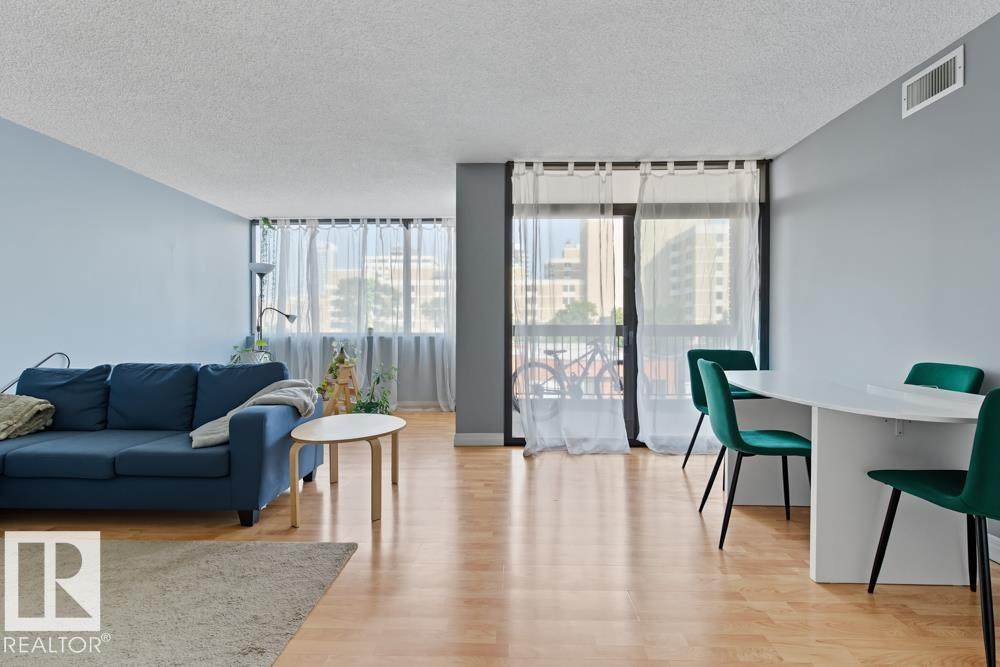 10025 113 Street - Photo 1