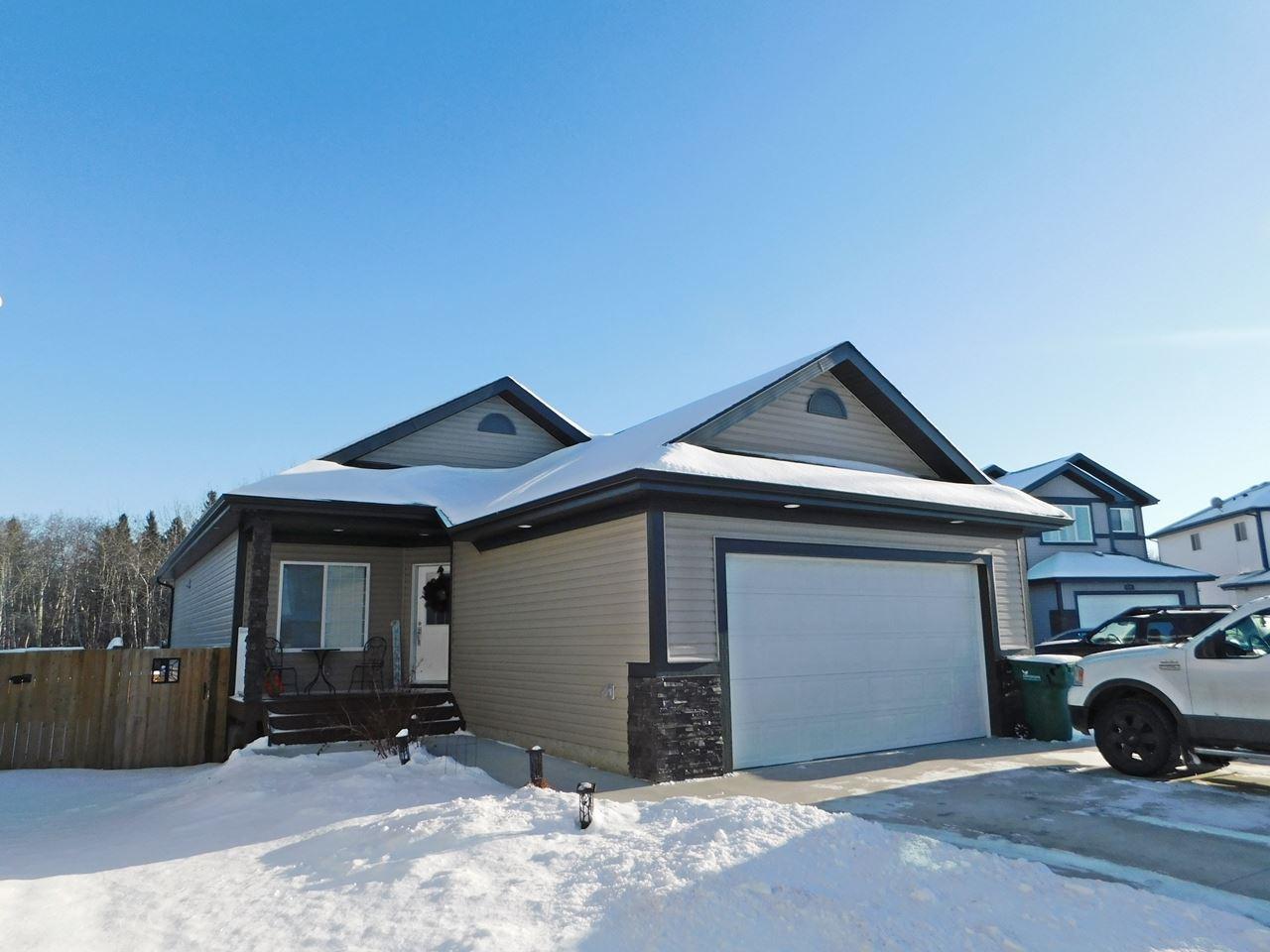 4115 50 Street - Photo 1