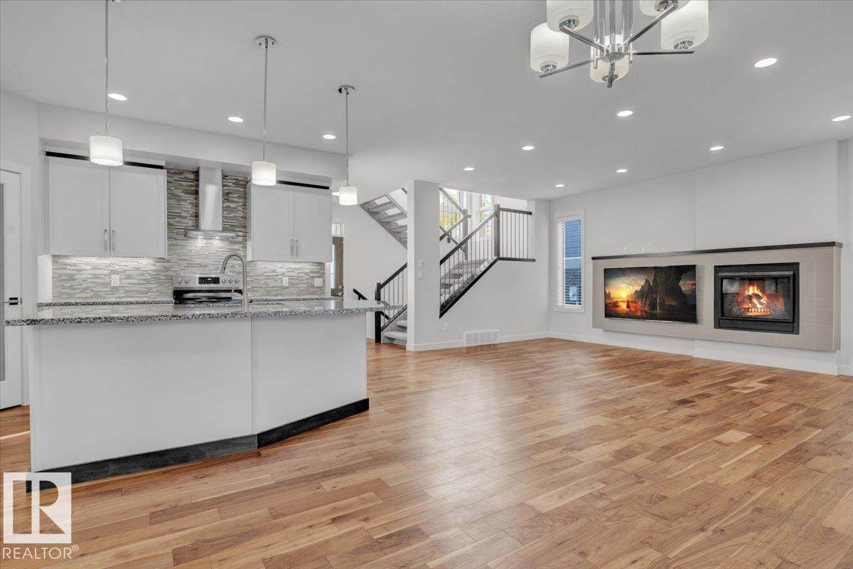 7142 May Cr - Photo 1