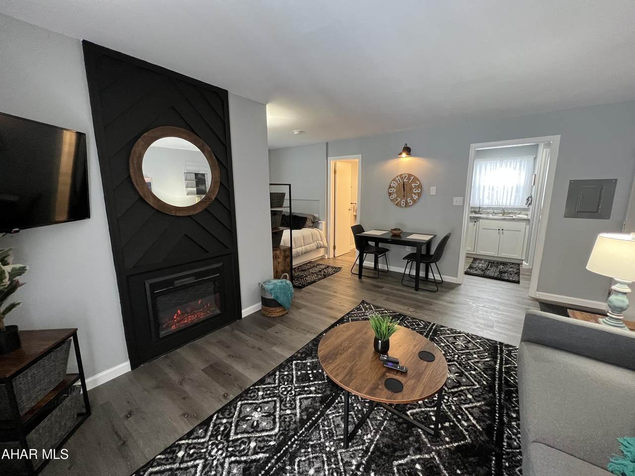 209 Valley Point Lane - Photo 1