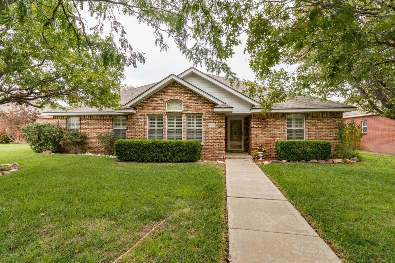8123 Victory Dr - Photo 1