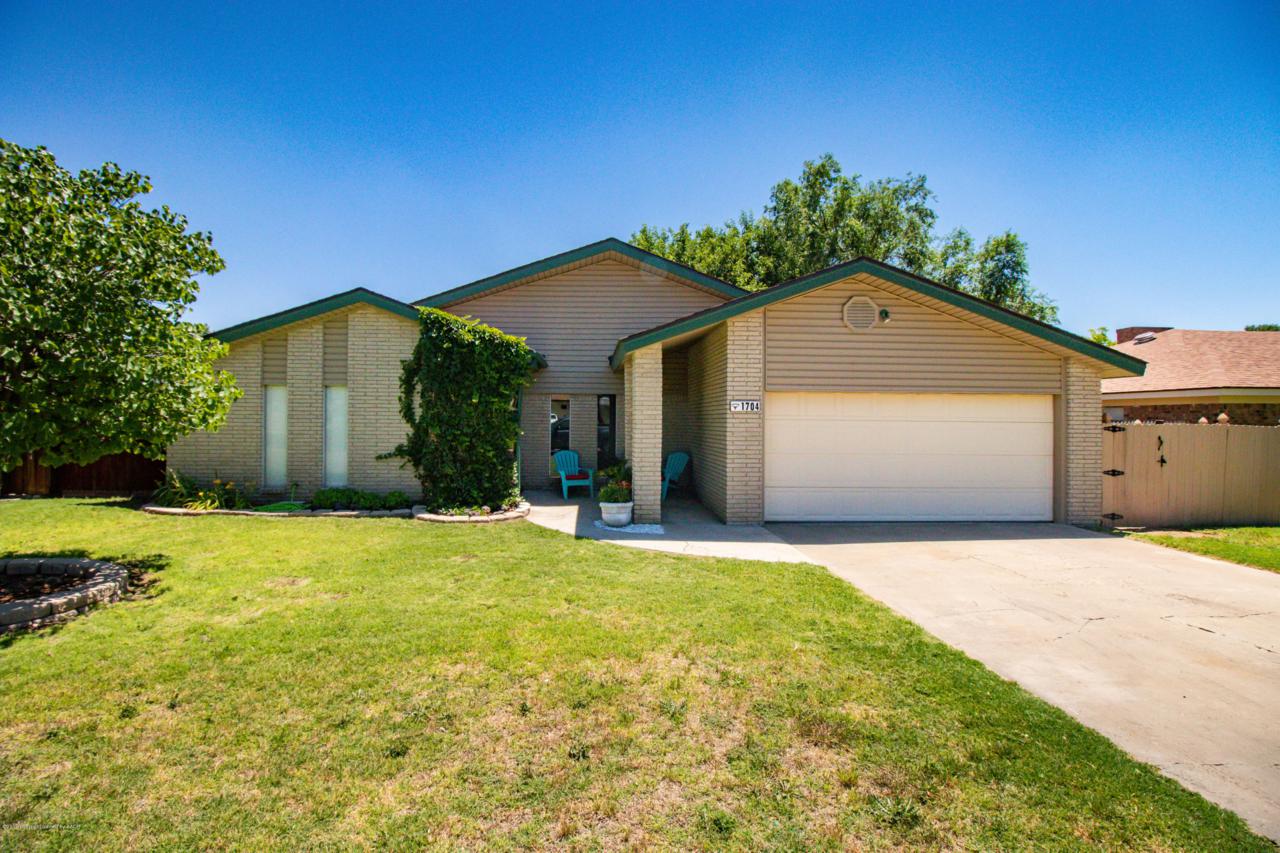 1704 Creekmere Dr - Photo 1