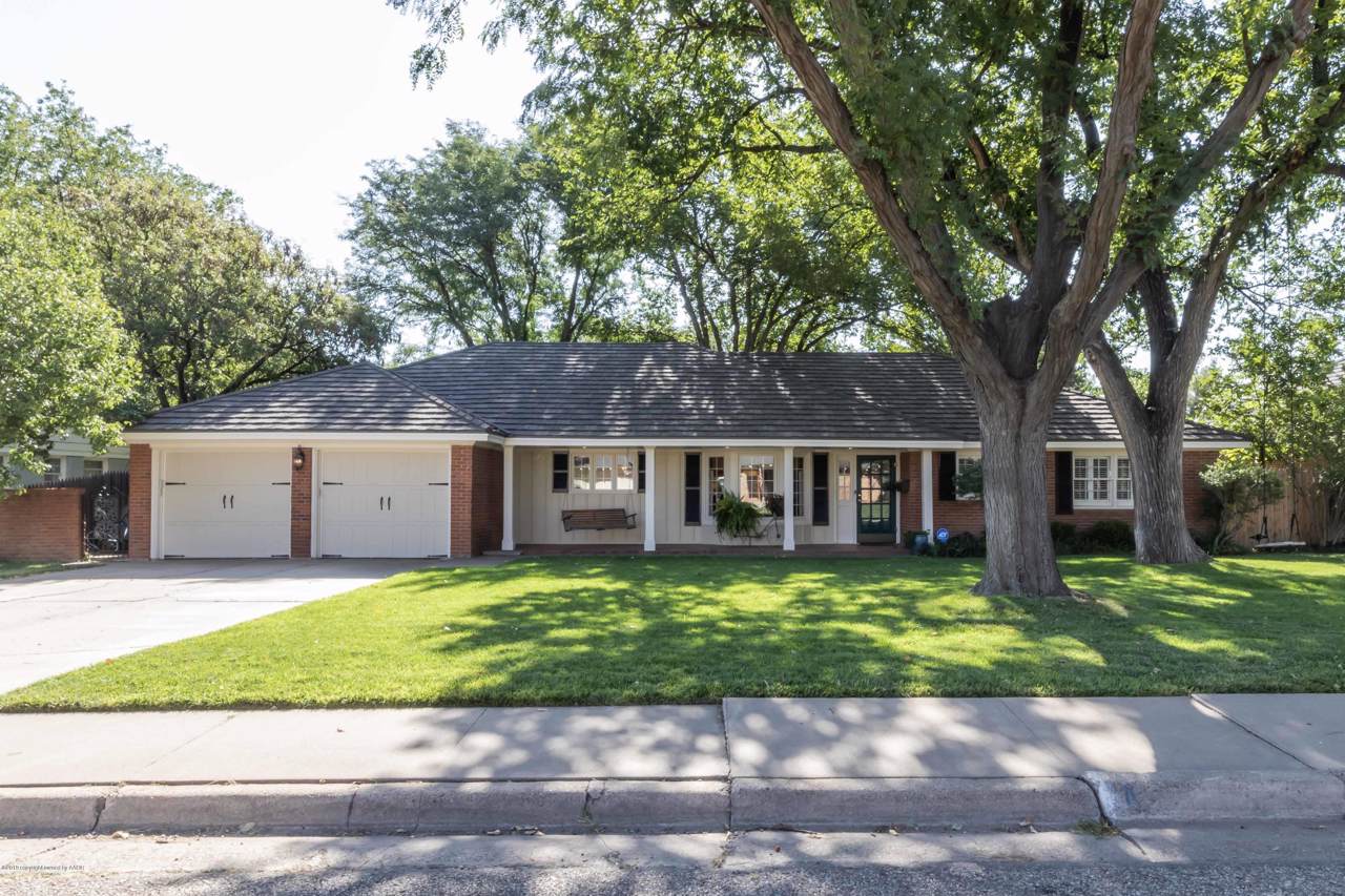2905 Harmony St - Photo 1