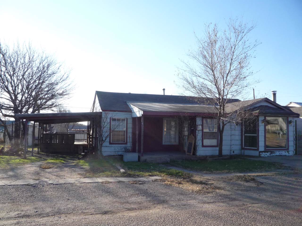 211 Cottonwood St - Photo 1