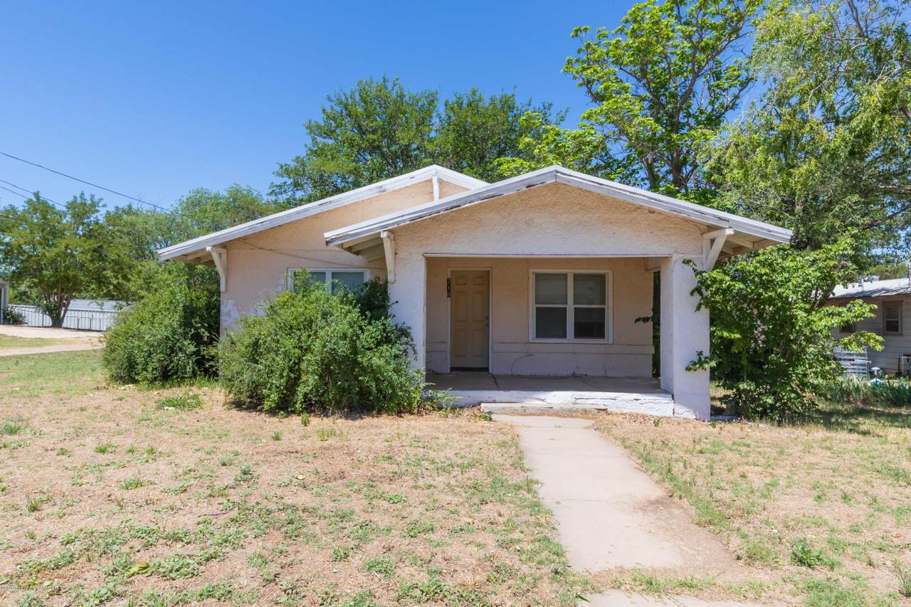 710 Goodnight St - Photo 1