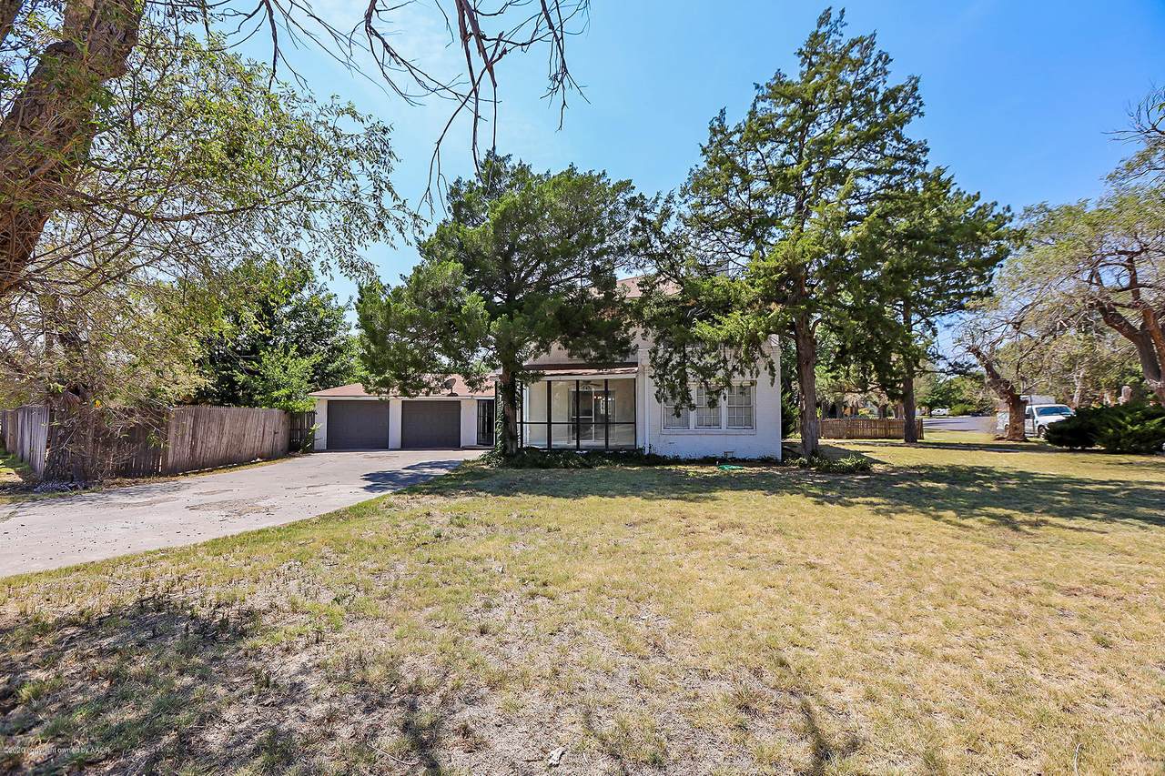 326 Sunset Ter - Photo 1
