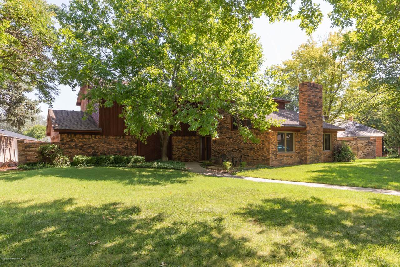 6310 Ridgewood Dr - Photo 1