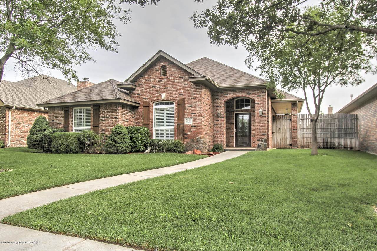 7900 Pineridge Dr - Photo 1