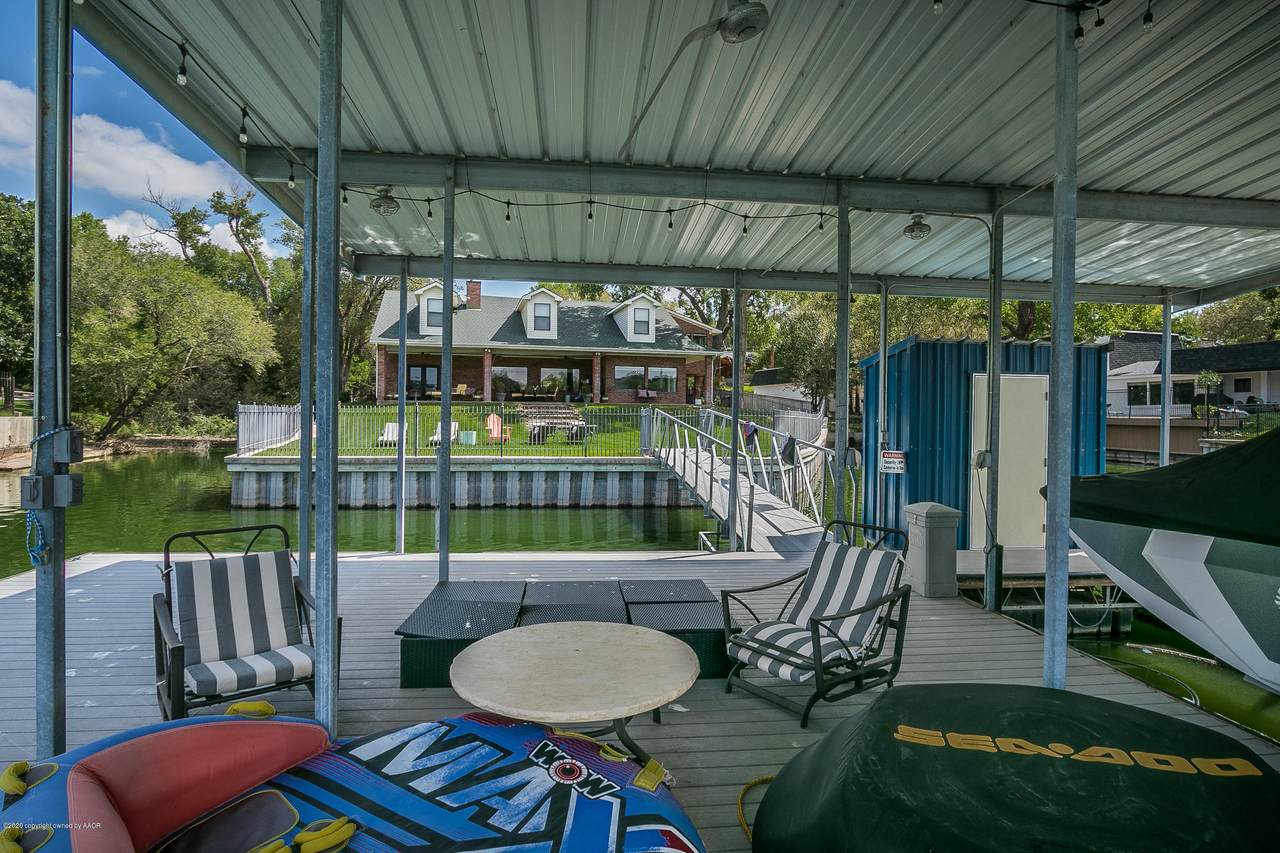 408 Shore Dr - Photo 1
