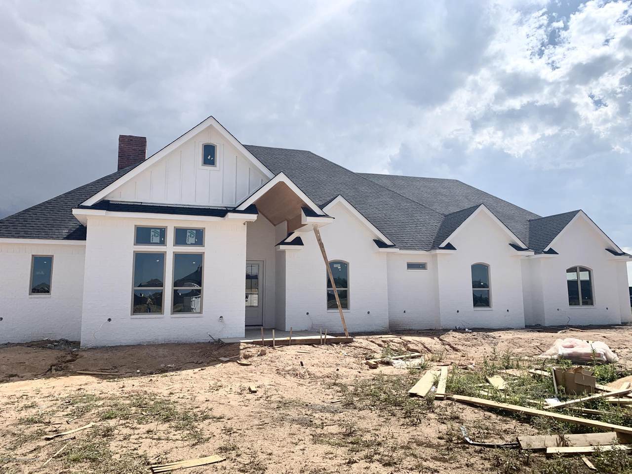 18401 Hidden Springs Rd - Photo 1