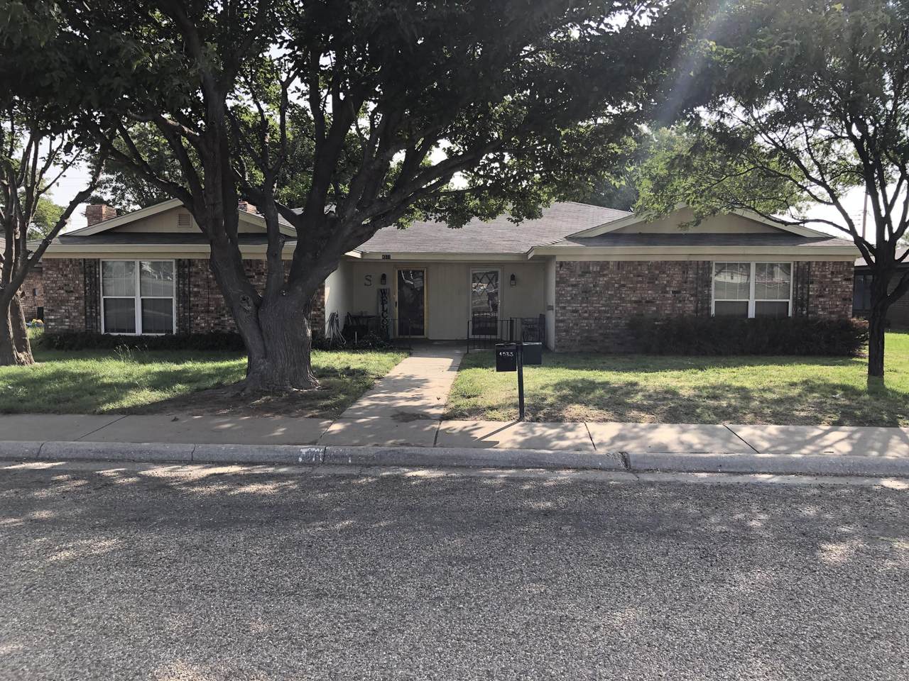 4533 Yale St - Photo 1